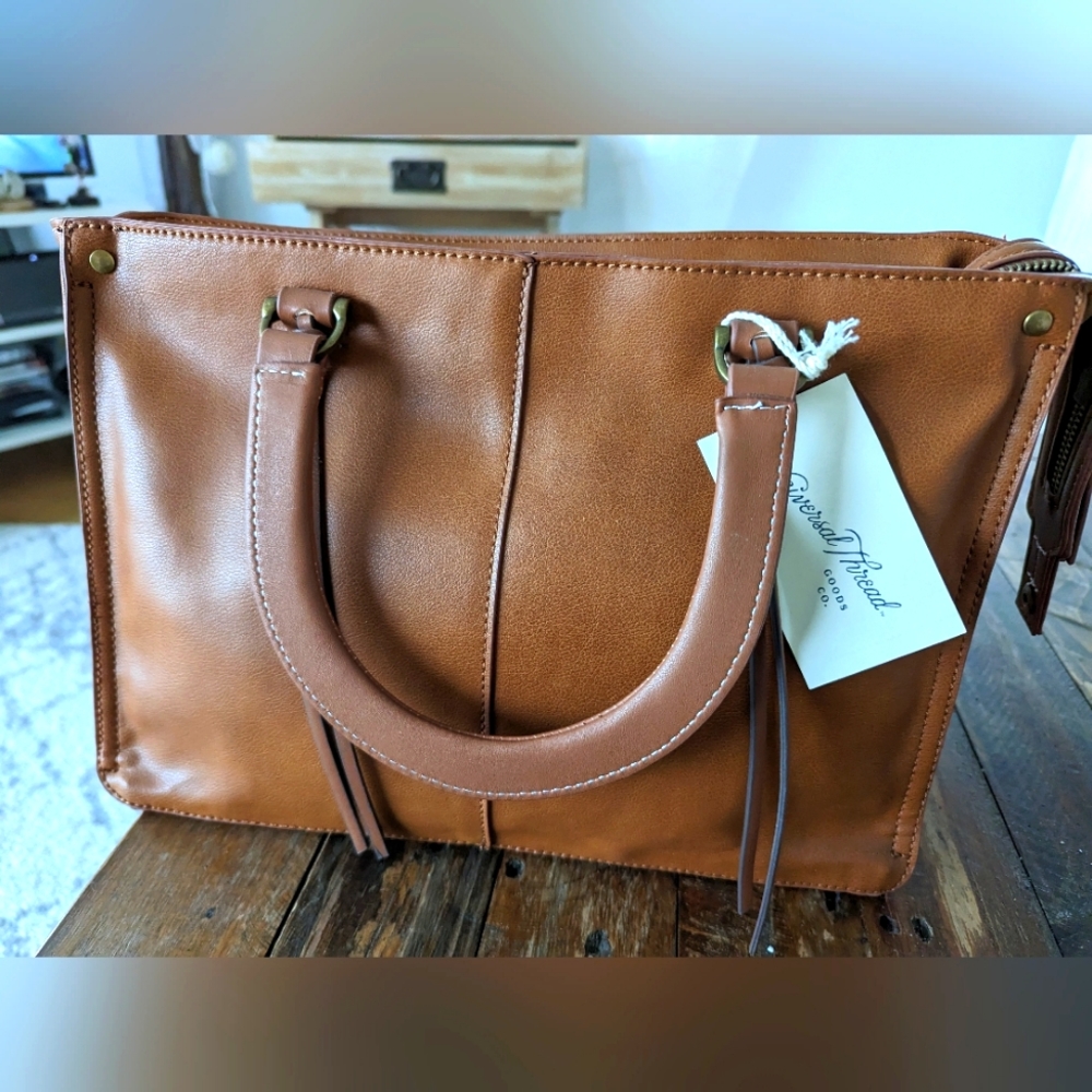 Brown tote